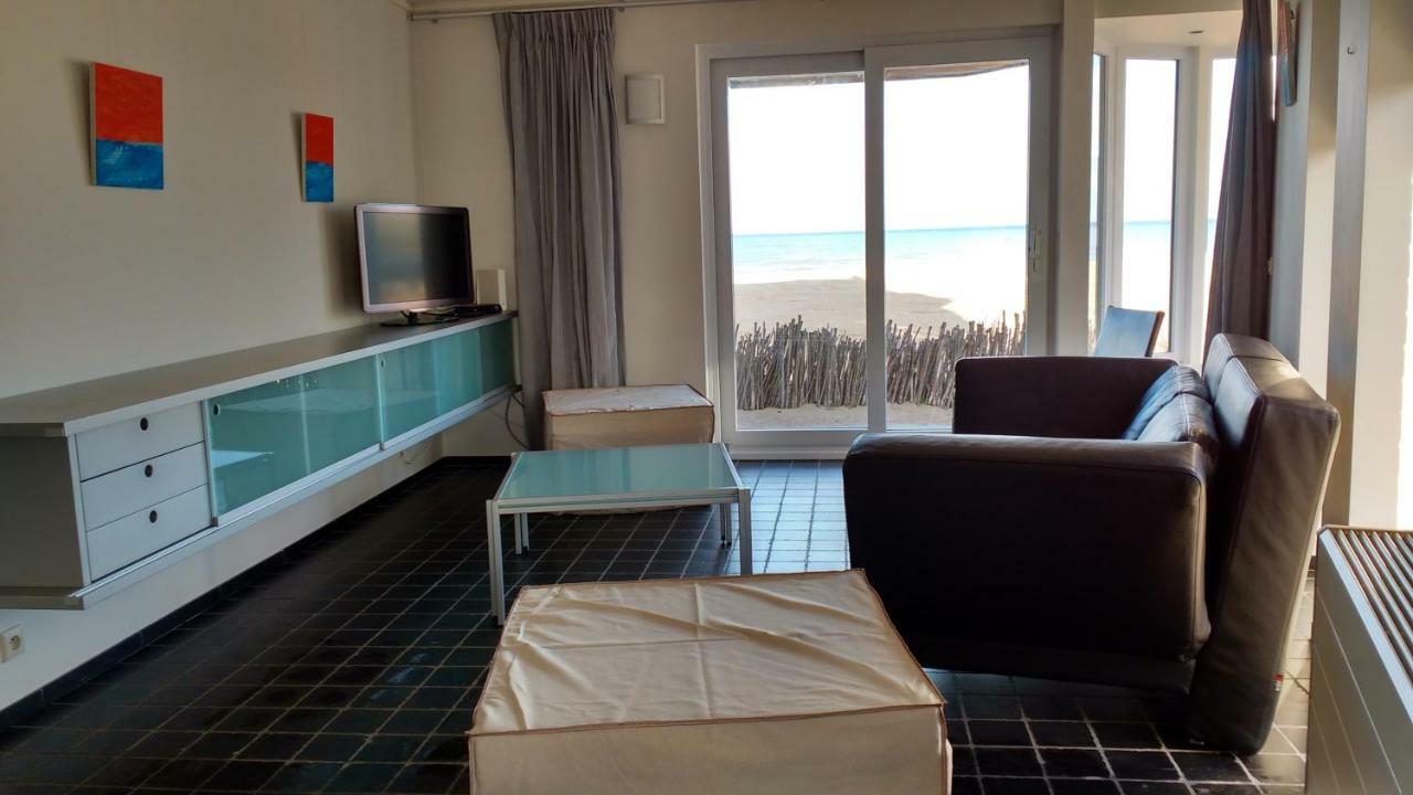 Malibu Beach Koksijde Exterior photo